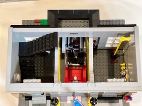 LEGO Creator Expert Modular Buildings Fire Brigade 10197 Comp W/Manual & Box
