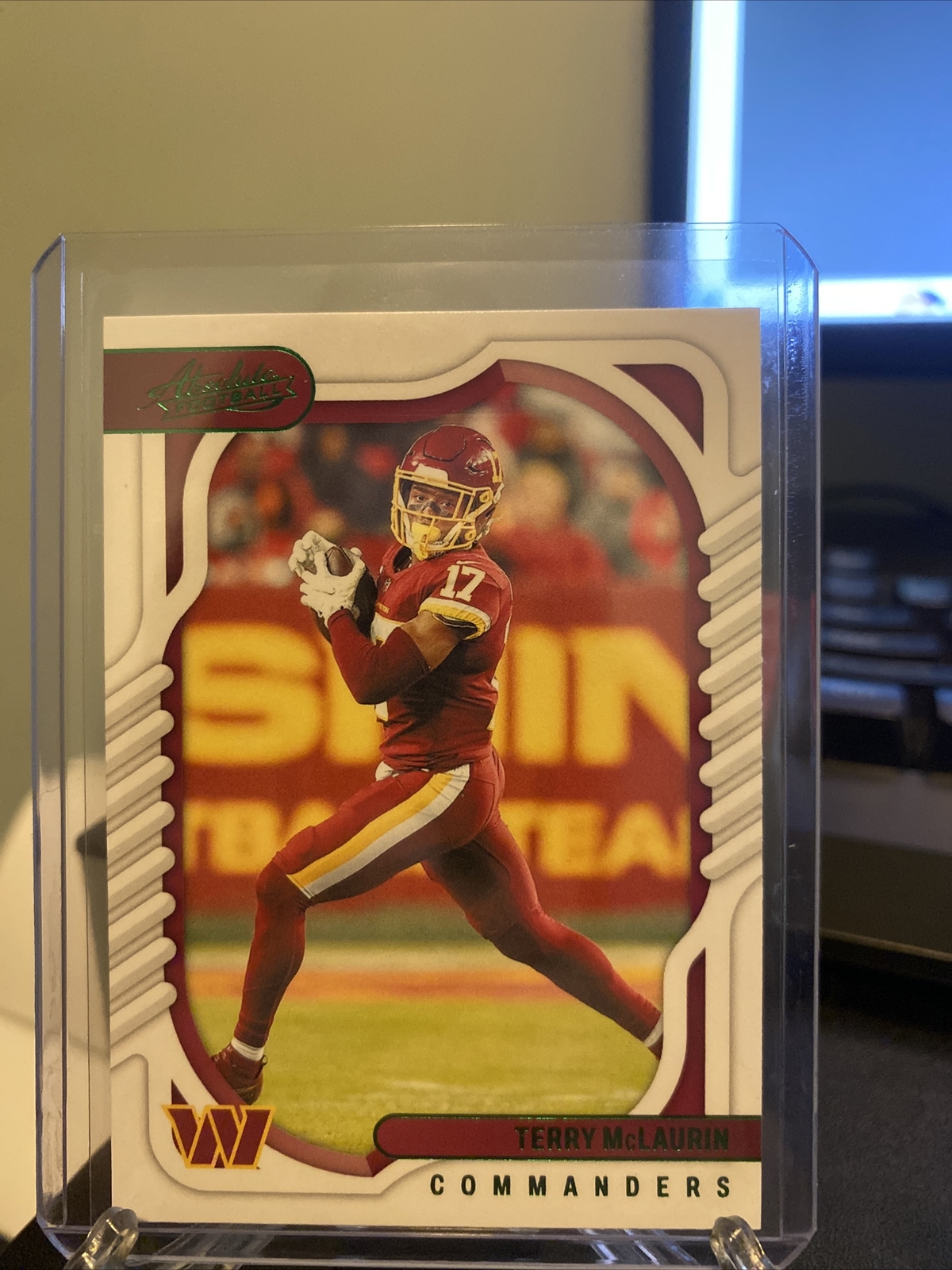 2022 Panini Absolute Retail Green Parallel #95 Terry McLaurin Commanders