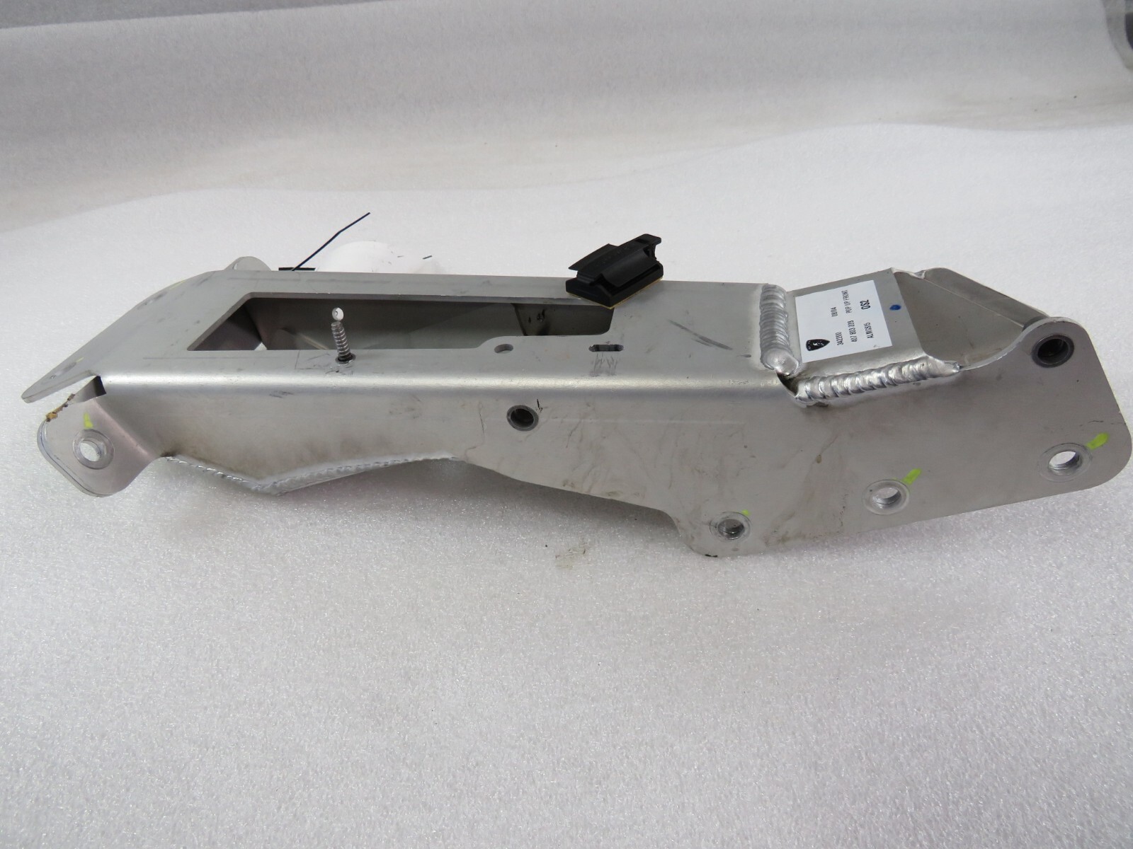 Lamborghini Gallardo, Spyder, RH, Right, Seat Belt Bracket, P/N 407803228