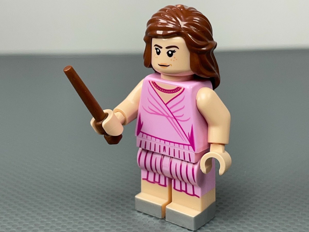 Hermione Granger 75969 Pink Dress with Wand Harry Potter LEGO
