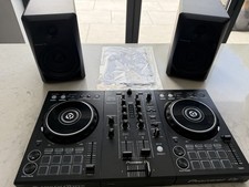 Pioneer DDJ-400 2 Channel Controller  & DJ DM 40 Speakers Package in Black