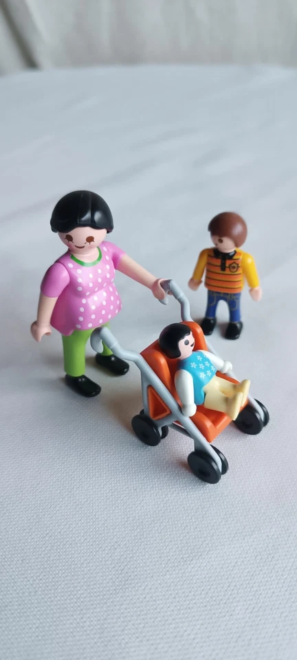 Mère avec enfants Série Spéciale Réf. 4782 Complet - Photo 1/1
