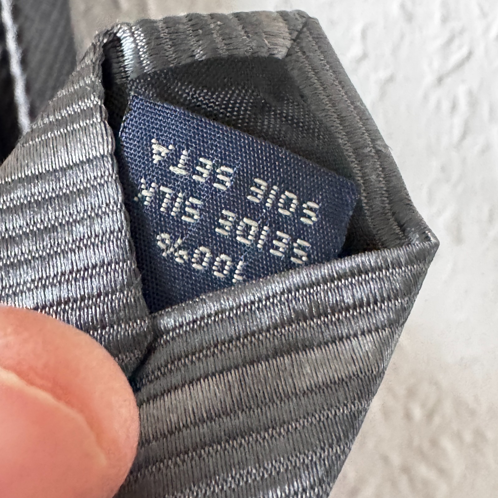 Walbusch Pure Silk Ribbed Tie in Charcoal Grey image 6