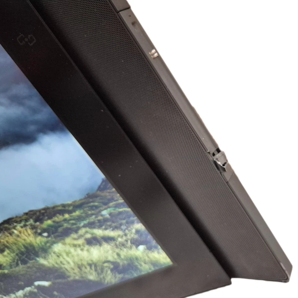 Microsoft Surface Hub v1 55" inch 1080p FHD Interactive Touchscreen Display - Image 3 of 3