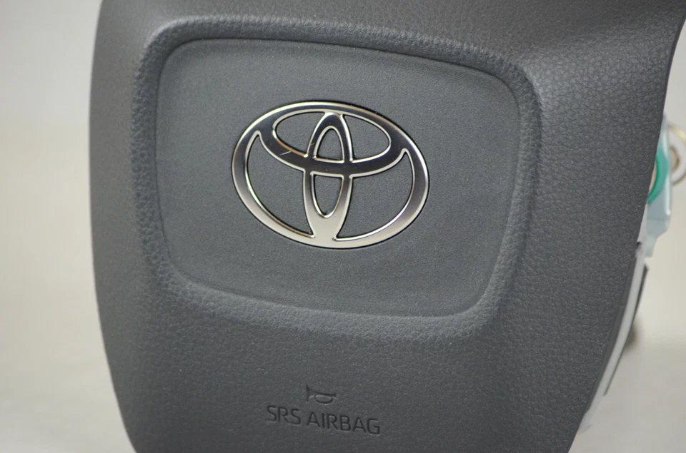 Airbag volante conductor izquierdo Toyota Prius 2023-2026 negro genuino OEM Foto 4 de 4