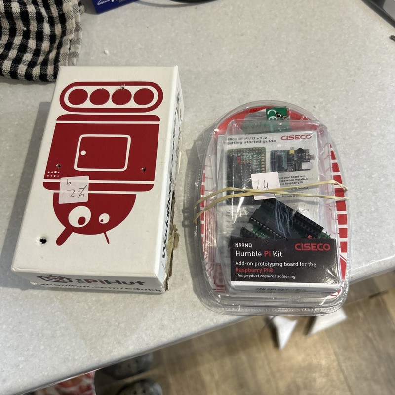 The Pi Hut - 101685 - Camjam Kit #3, For Raspberry Pi and humble pi