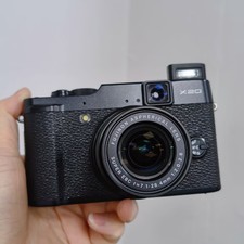 Fujifilm X20 12.0MP 4x Optical Zoom Compact Digital Camera with Built-in Flash