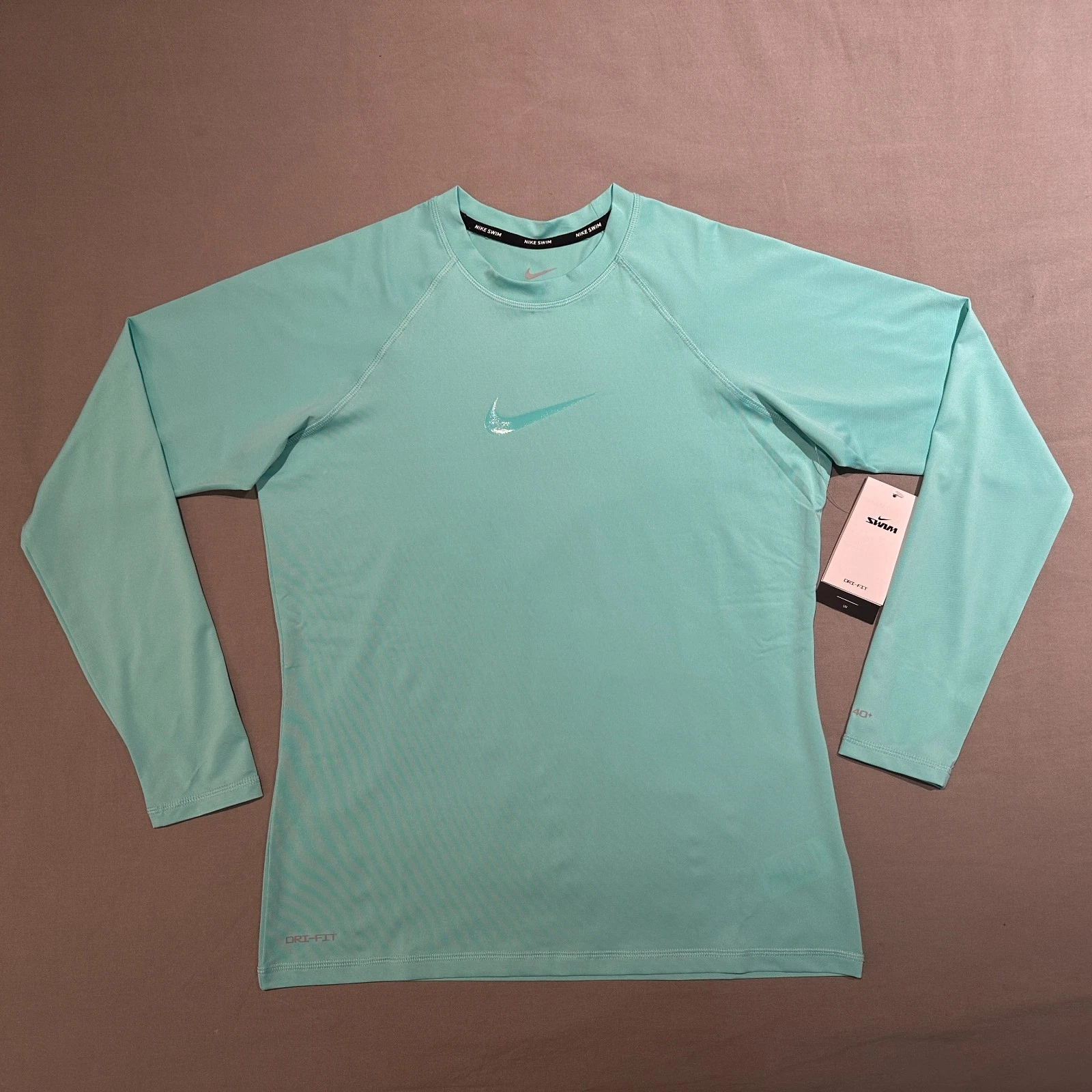 Nike Long Sleeve Rashguard Top Surf Swim Dri-FIT Teal Seafoam Womens Large