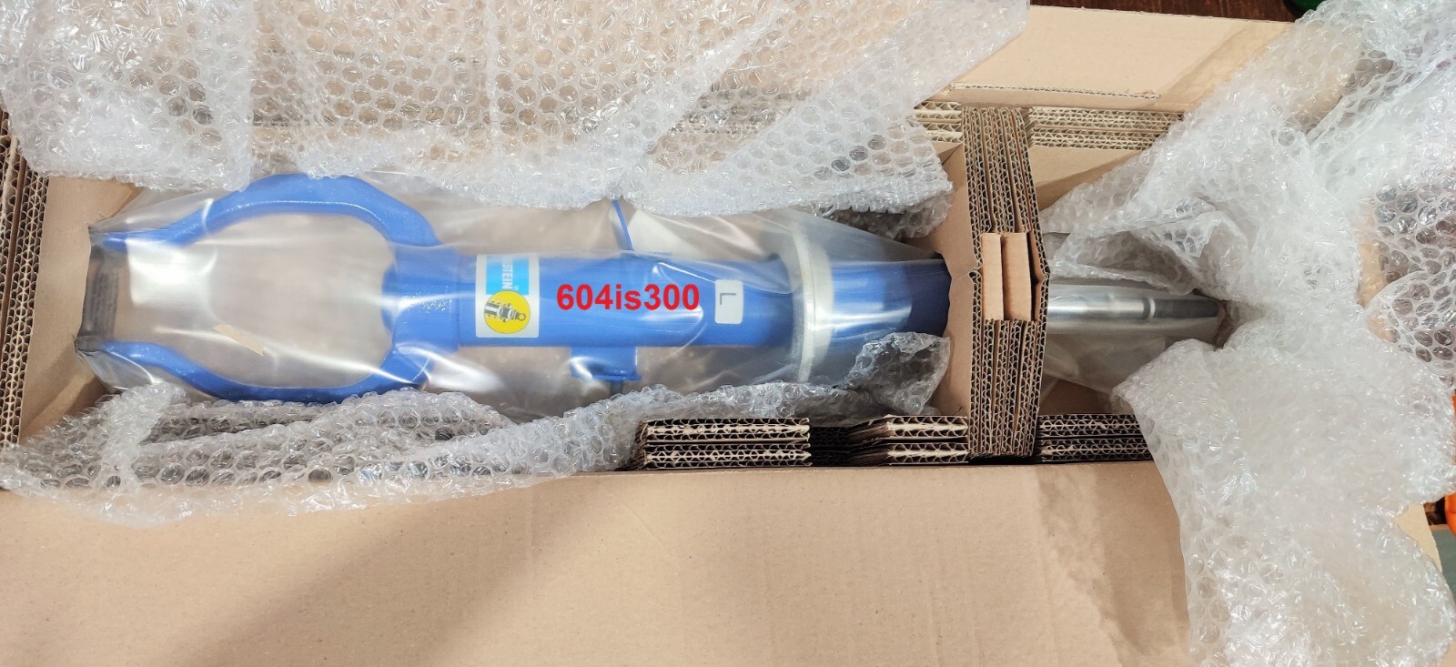 Genuine Nissan OEM Bilstein Front Rear Shock Absorber Suspension R35 ...
