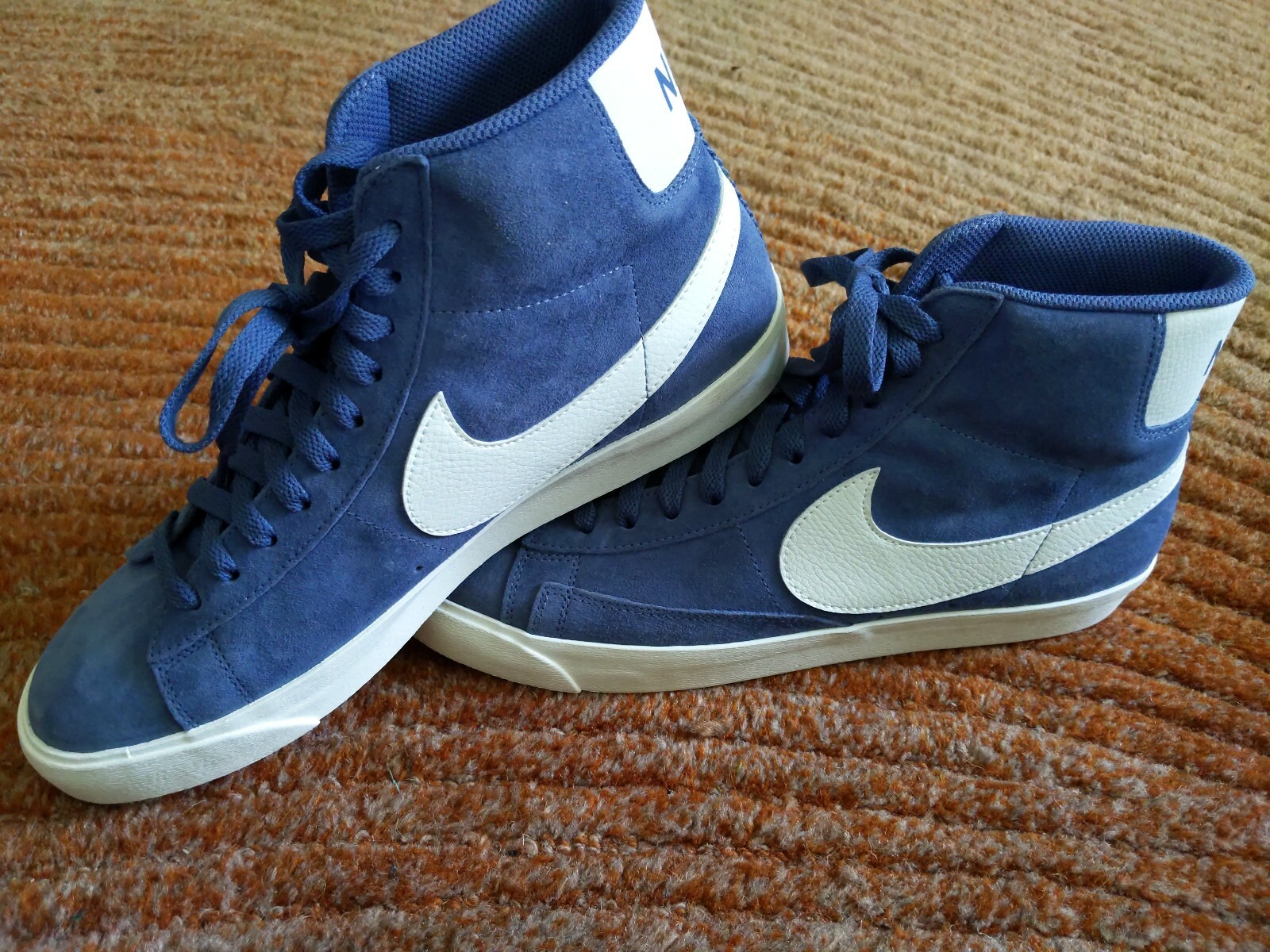 womens nike blazer mid vintage sneakers deep burgundy