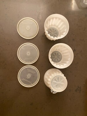 Original Tupperware Puddingform / Eisform 4er Set Sturzform mit Deckel Weiß TOP