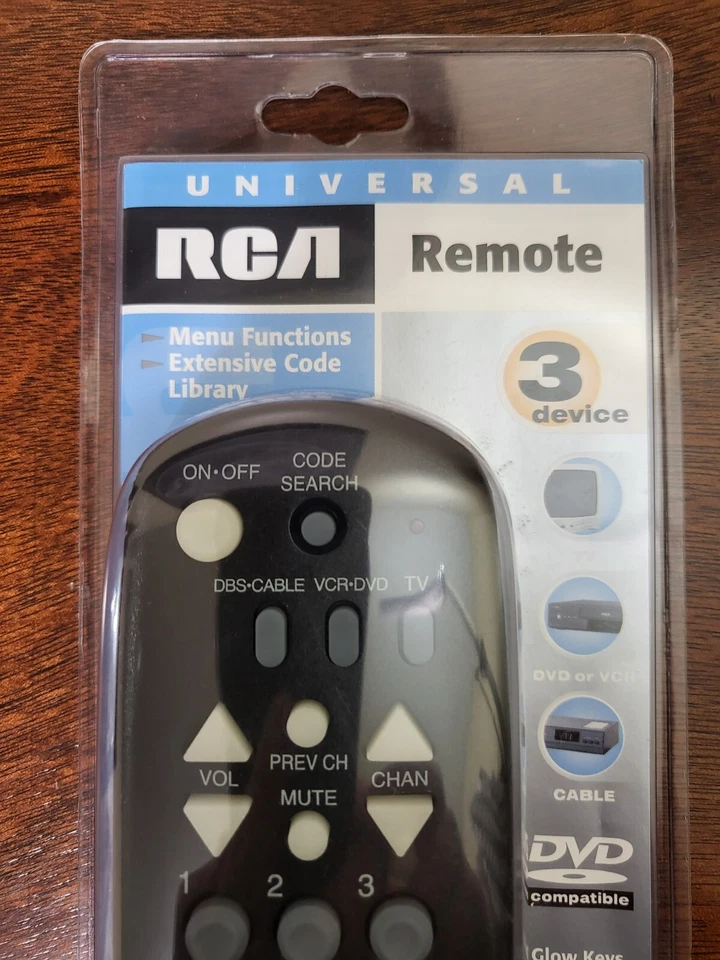 RCA Universal TV Remote 3 Device (TV, DVD/VCR, & Cable) RCU300W - New in Case - Image 3 of 4