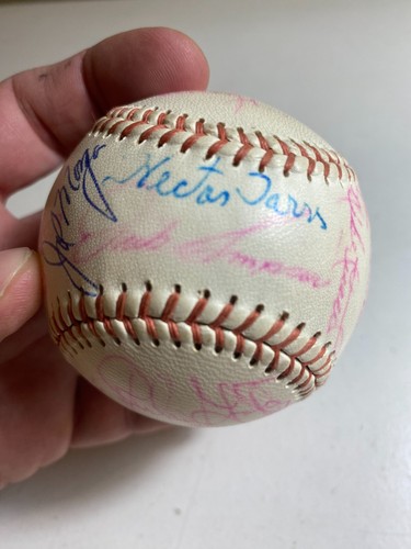 Vintage MLB Autograph Baseball W/ 24 Autos - Picture 11 of 19