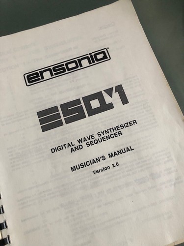 Ensoniq ESQ-1 Musician’s Manual Version 2.0 - Picture 3 of 6