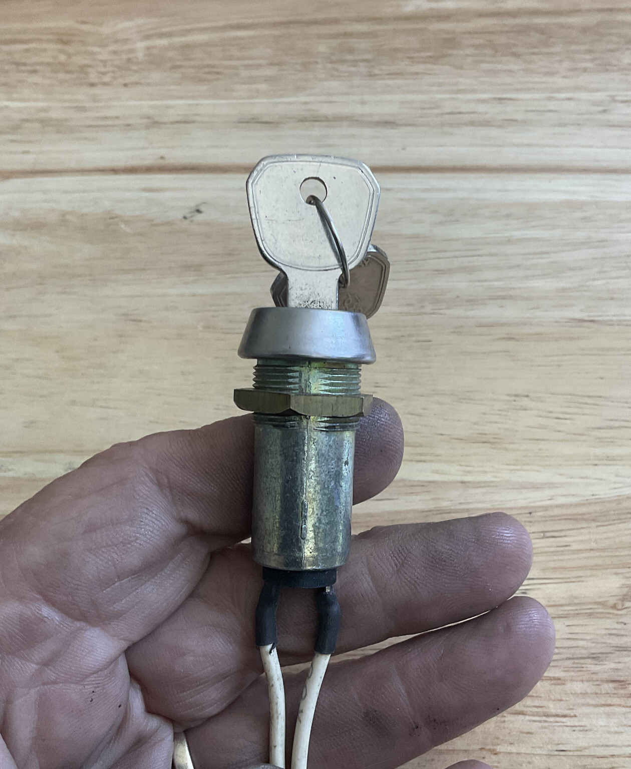 Wolo Key Switch With Keys