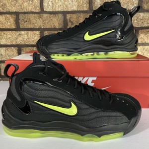 total max uptempo black volt