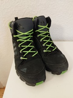 ADIDAS Herren Trekking Stiefel schwarz Gr. 45 1/3 Climaproof Traxion Sohle