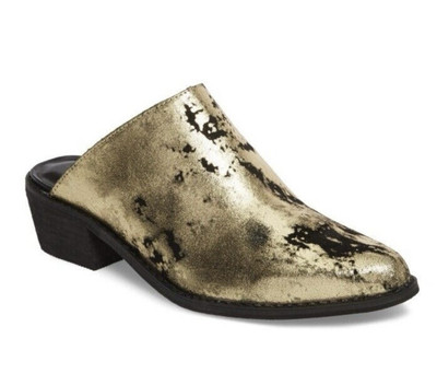 Very Volatile Moonstruck  Leather Shoes Women Black Gold Mule Slides SZ 7 NIB