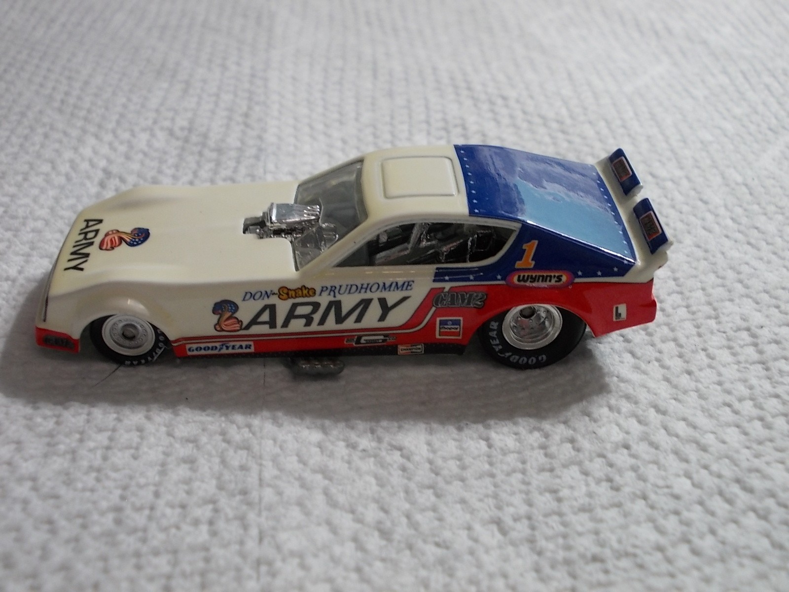2008 Hot Wheels Drag Strip Demons - Don Prudhomme’s Army Snake Cuda (M #1)
