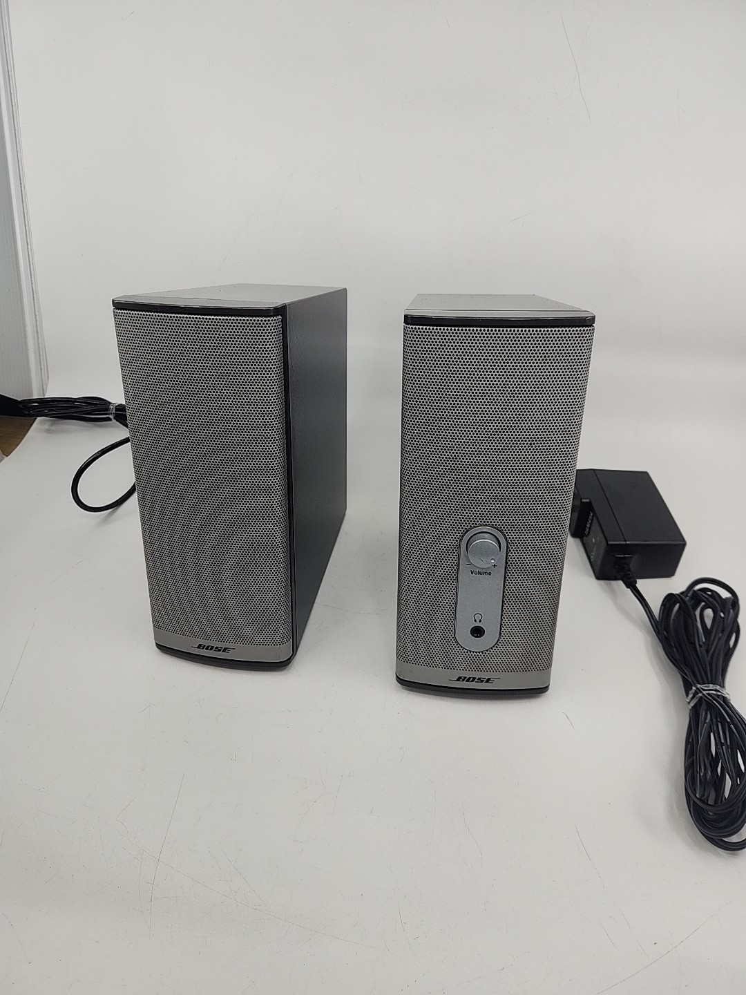 Bose Companion 2 Series II Stereo PC Speakers &ndash; Set of 2 T