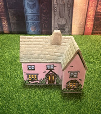 Wade Whimsey-on-Why  Village Building -The Vicarage #20, Set Three - 1982