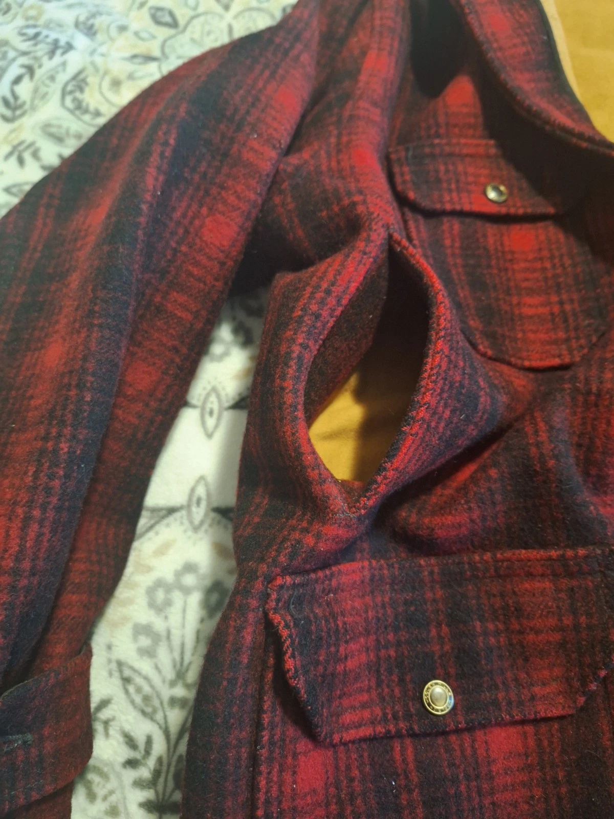 Vintage Woolrich Mackinaw Hunting Jacket Mens 46 Red Buffalo Plaid Wool 503 image 3