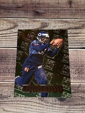 Chicago Bears 1996 Fleer Metal 129 Bobby Engram   Rookie Football Card. rookie card picture