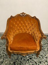 Divano D’epoca Con Due Poltrone