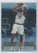 2006-07 UD Reserve Flight Team Gold Ricky Davis #FT-RD 0s5