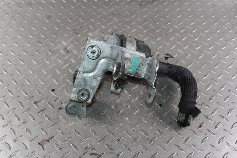 14-19 Ghibli 3.0L Motor Engine Auxiliary Aux Coolant Water Pump Assembly OEM WTY