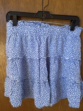 Wild Fable blue with white floral print mini skirt in a S floral mini