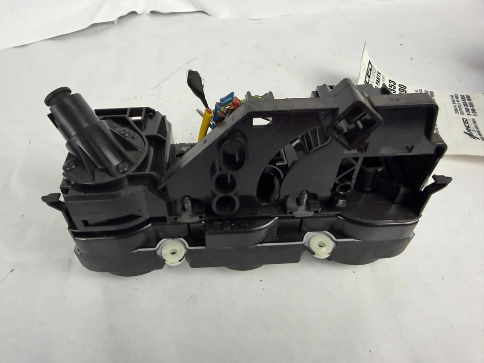 2006 - 2010 Volkswagen GTI Passat AC Heater Climate Control 1K0820047 OEM - Image 4 of 4
