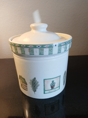 Pfaltzgraff Naturewood Med Canister Lid (503) Cookie Jar Birdhouse Disc