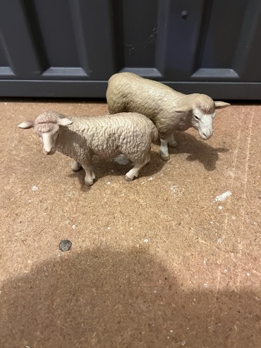 Schleich Retired Sheep Adult Set Pre Owned See Pics Please