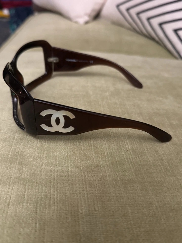 Gafas de sol Chanel madreperla BORGOÑA SOLO MARCOS AUTÉNTICOS -ITALIA Foto 2 de 4