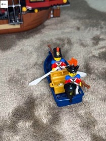 LEGO Pirates Brickbeard's Bounty 6243 In 2009 Used Retired Complete