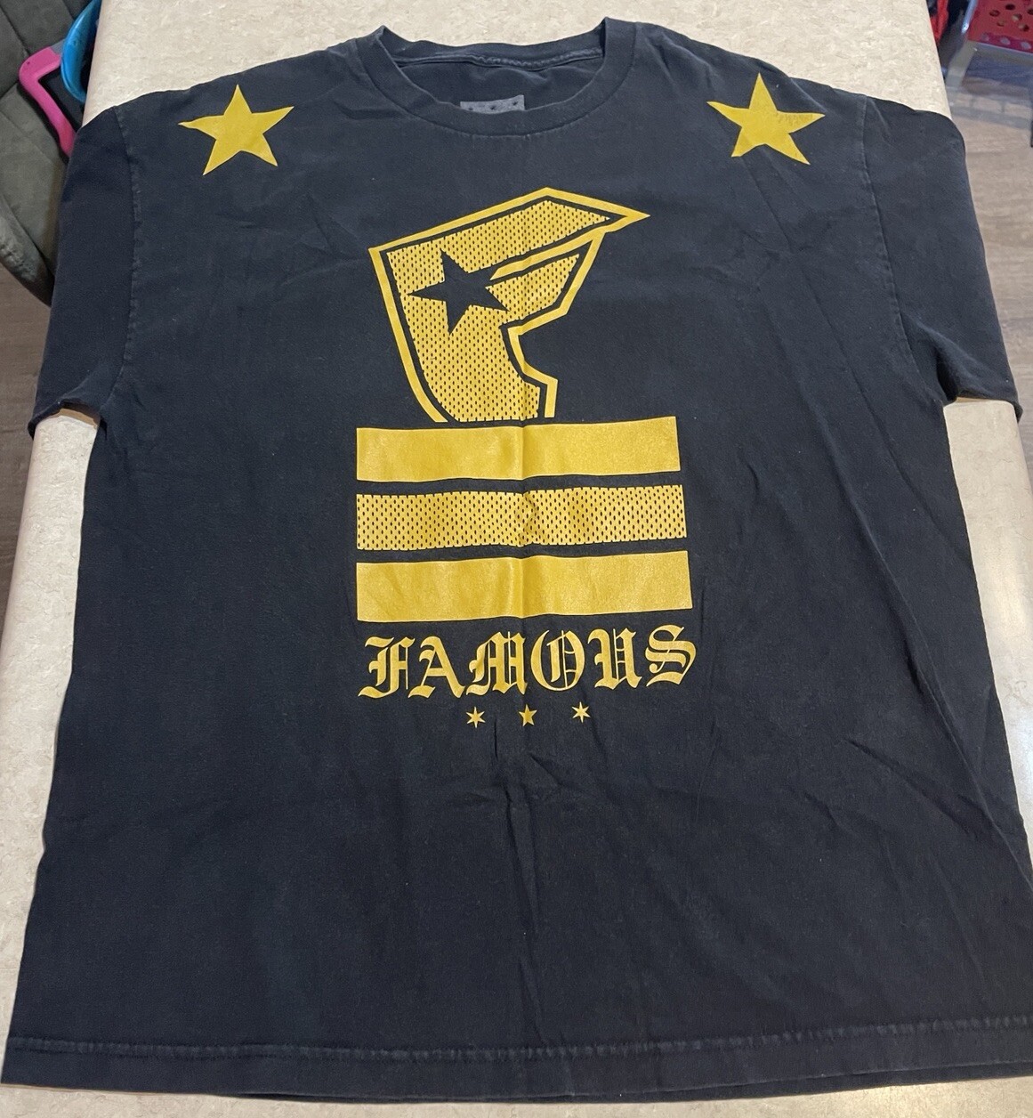 Vintage Famous Stars And Straps Shirt Size XLBlack Graphic Tee Hip Hop Y2K 2000s