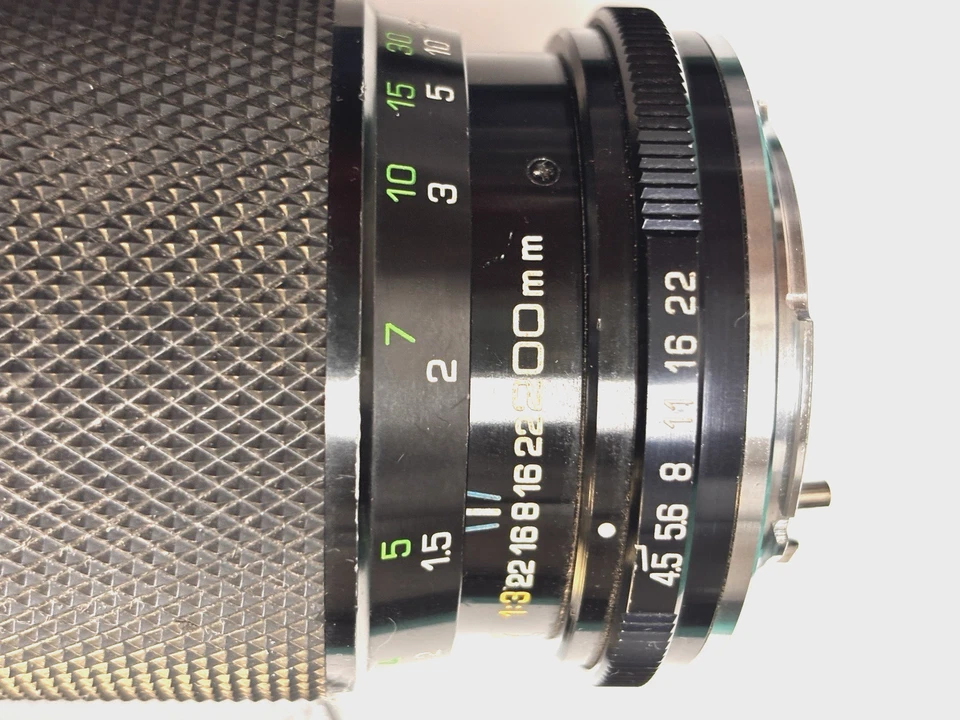 MC Soligor Zoom Macro 80-200 mm C/D F4.5 - con 200 mm MACRO - Montaje Yashica Foto 2 de 4