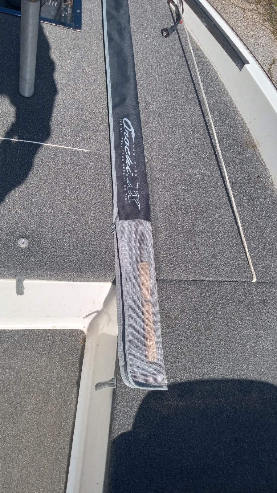 MEGABASS OROCHI XX F4.5-611XX JERKBAIT SPECIAL BAIT CASTING ROD  - Image 9