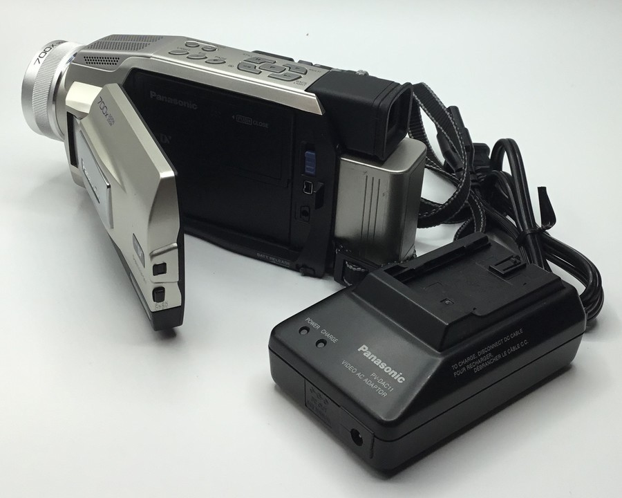 Panasonic NTSC MiniDV Camcorder - Video Transfer (PV-DV53D