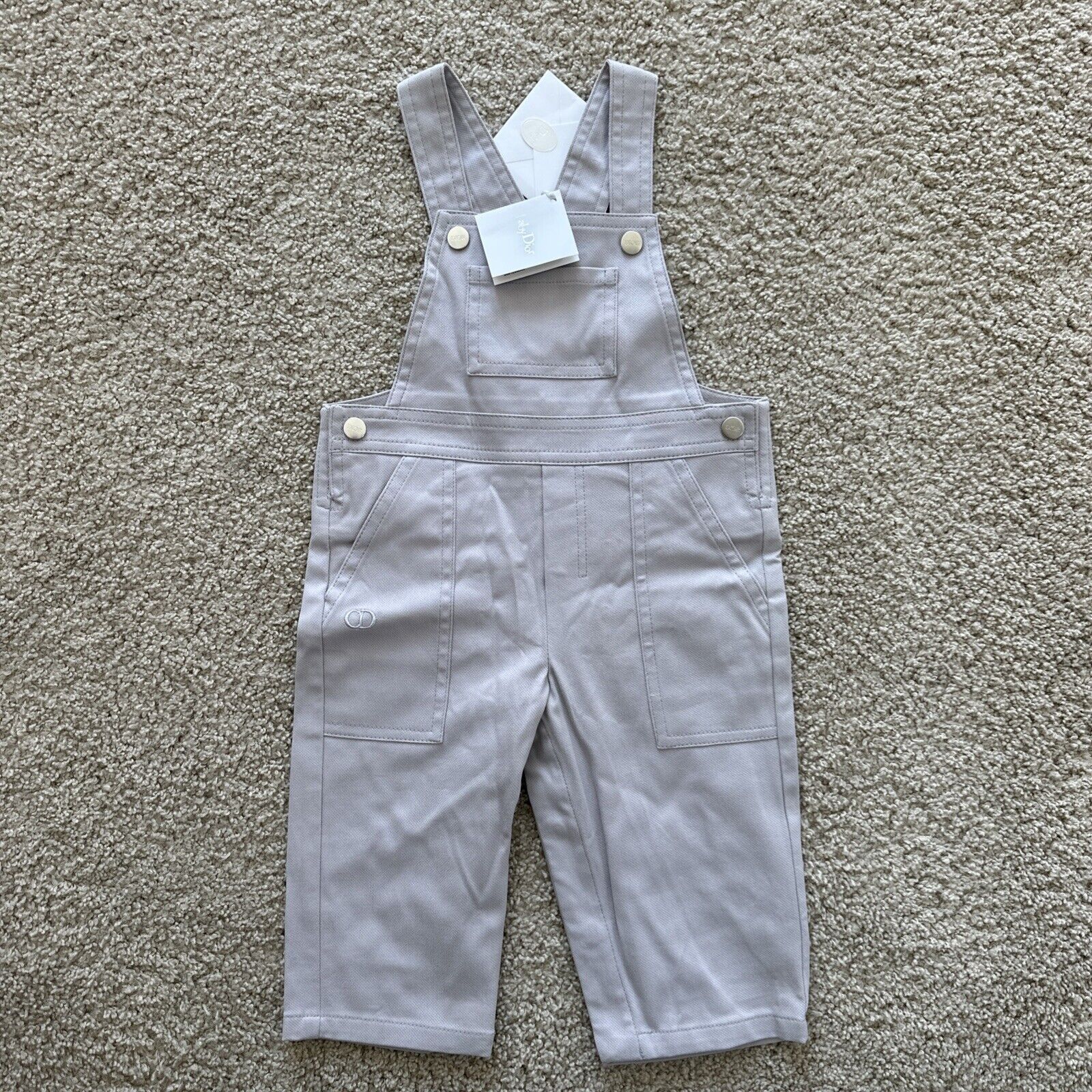 Picture 1 of 10