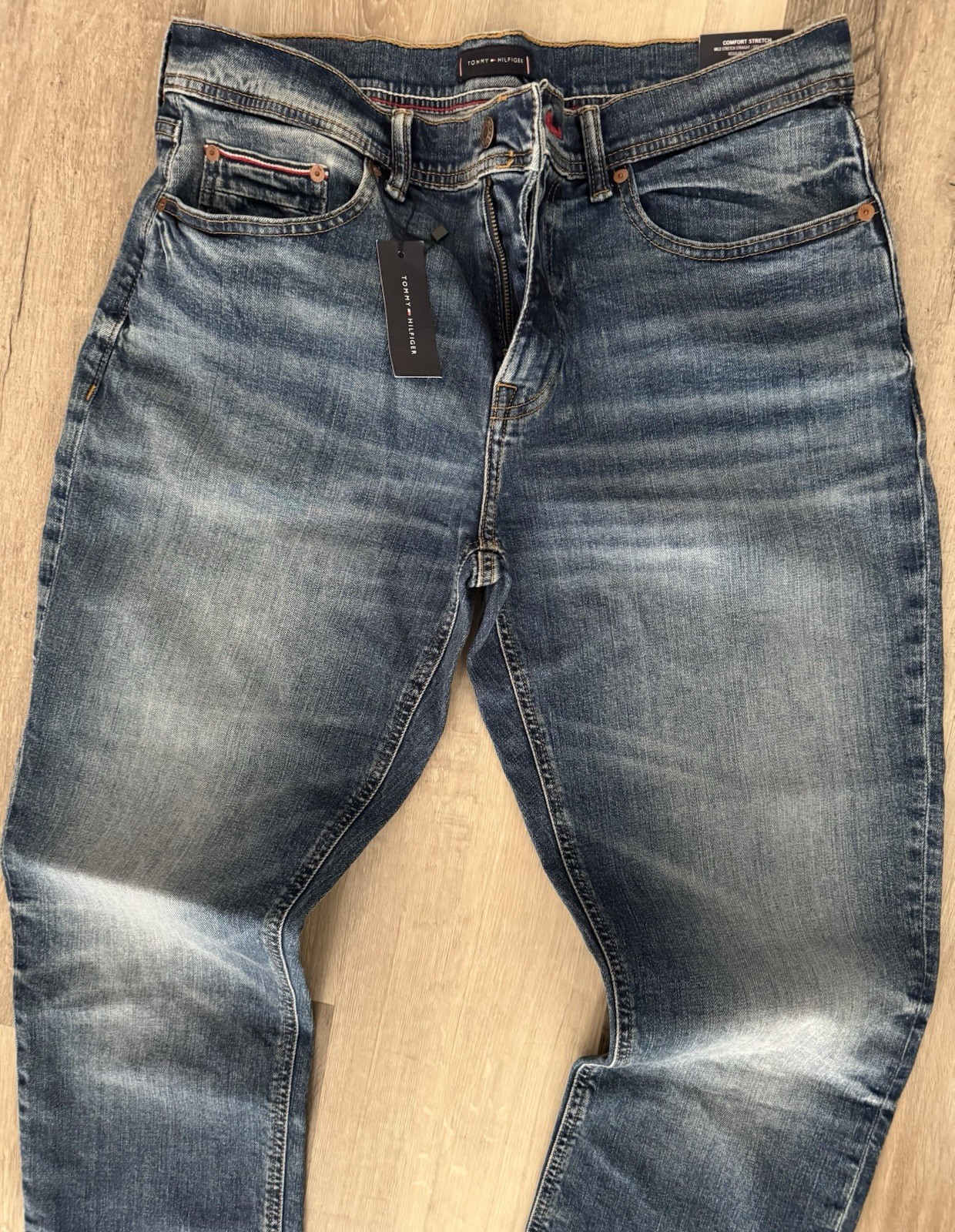 Tommy Hilfiger Straight Leg Jeans Men Size 36 X 30 Blue Distressed Wash Stretch thumbnail 13