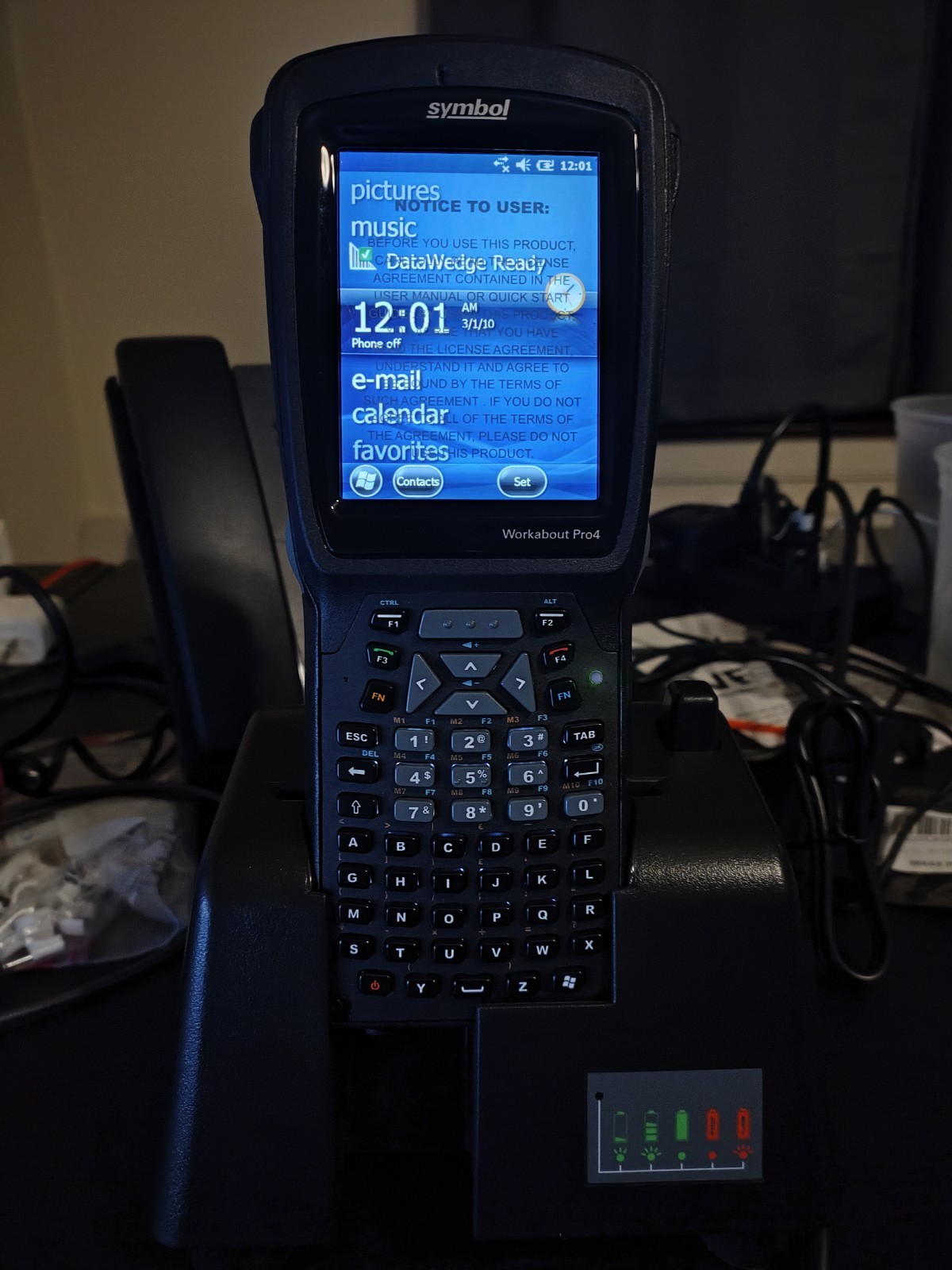 Motorola Symbol Workabout PRO4 7528X Handheld Barcode Scanner w/ Docking Station