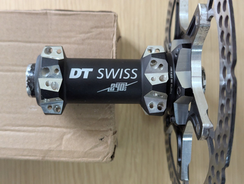 DT SWISS 240S Front Hub 160mm Disc 6 bolt 15x100 28h straight pull non-boost