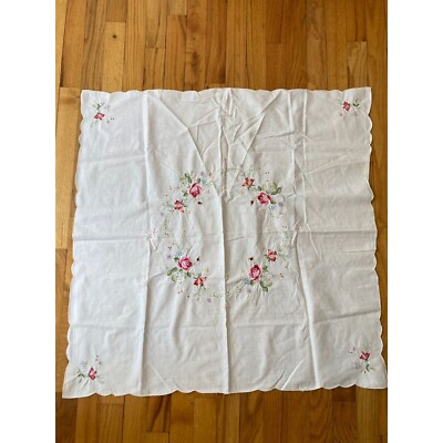Small Vintage Square Rose Floral Hand Embroidered Alter Table Cloth 32'' x 32''
