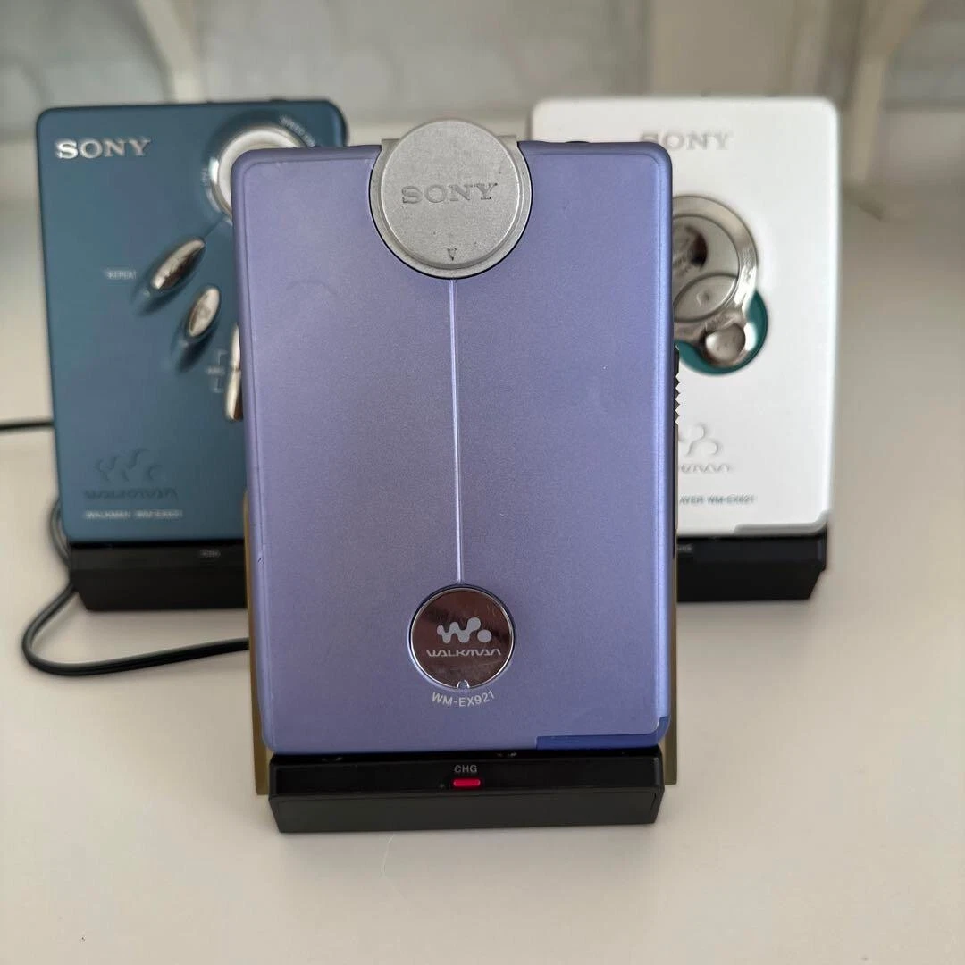 Sony WM-EX921 Walkman Cassette Player, Rare Decent Purple Remote Battery Charger