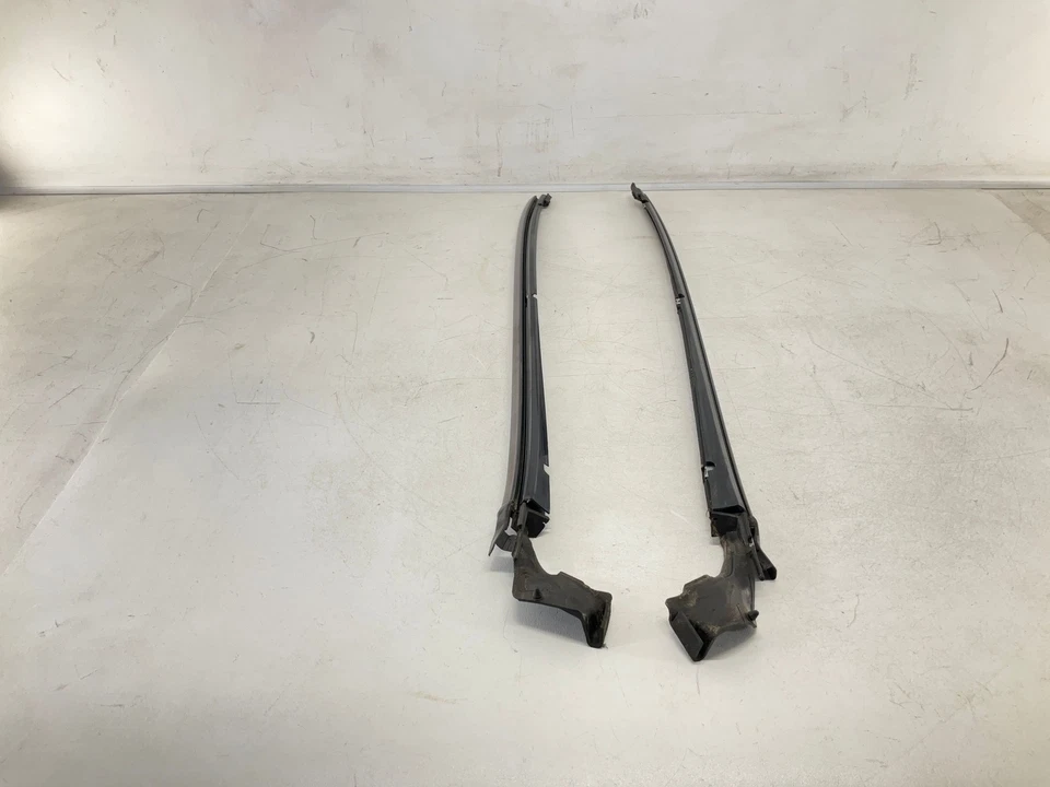 Оригинальный молдинг уплотнение переднего левого и правого лобового стекла 00-06 MERCEDES-BENZ S-класса S430 - Изображение 2 из 4