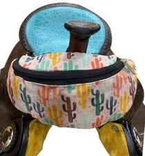 NEW Showman Pink Cactus Print Insulated Nylon Saddle Pouch. FREE SHIPPING 