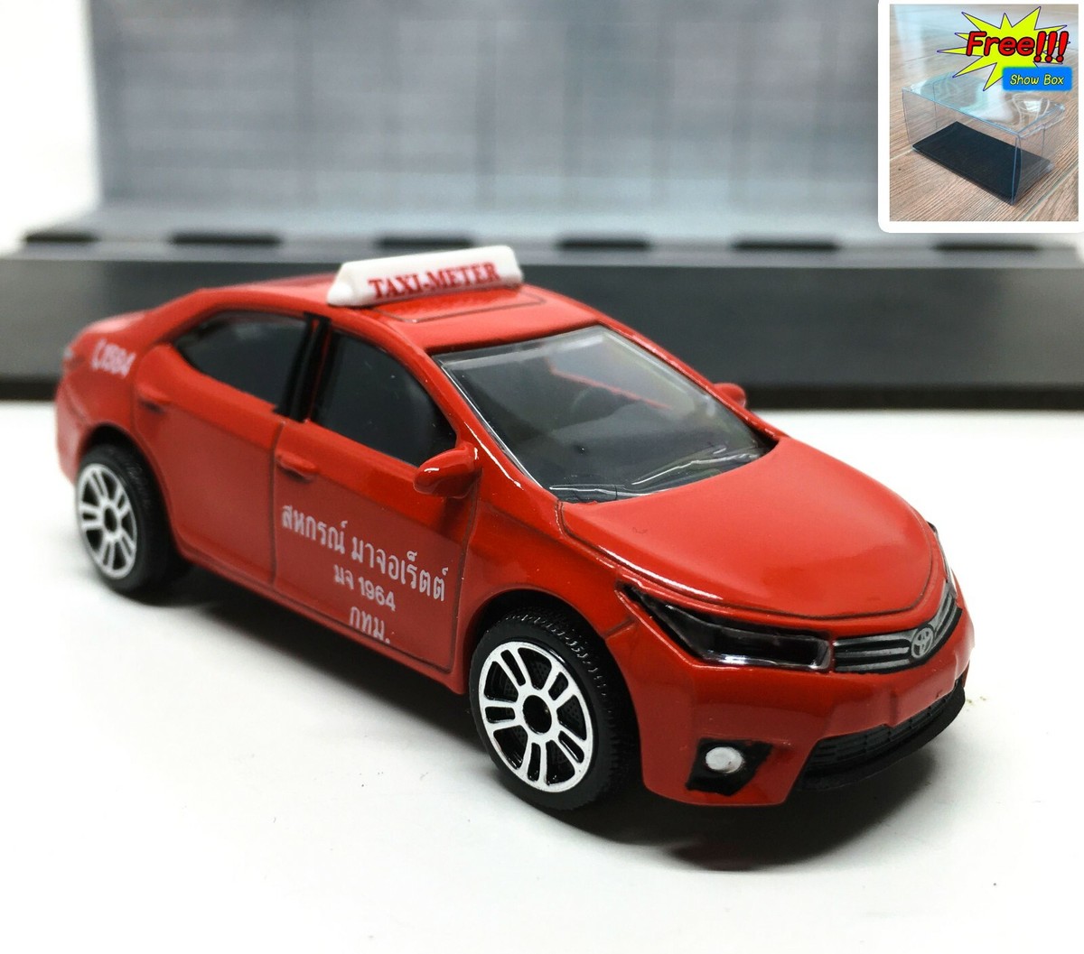 Majorette Toyota Corolla Altis Thai Taxi Red 1:61 (3