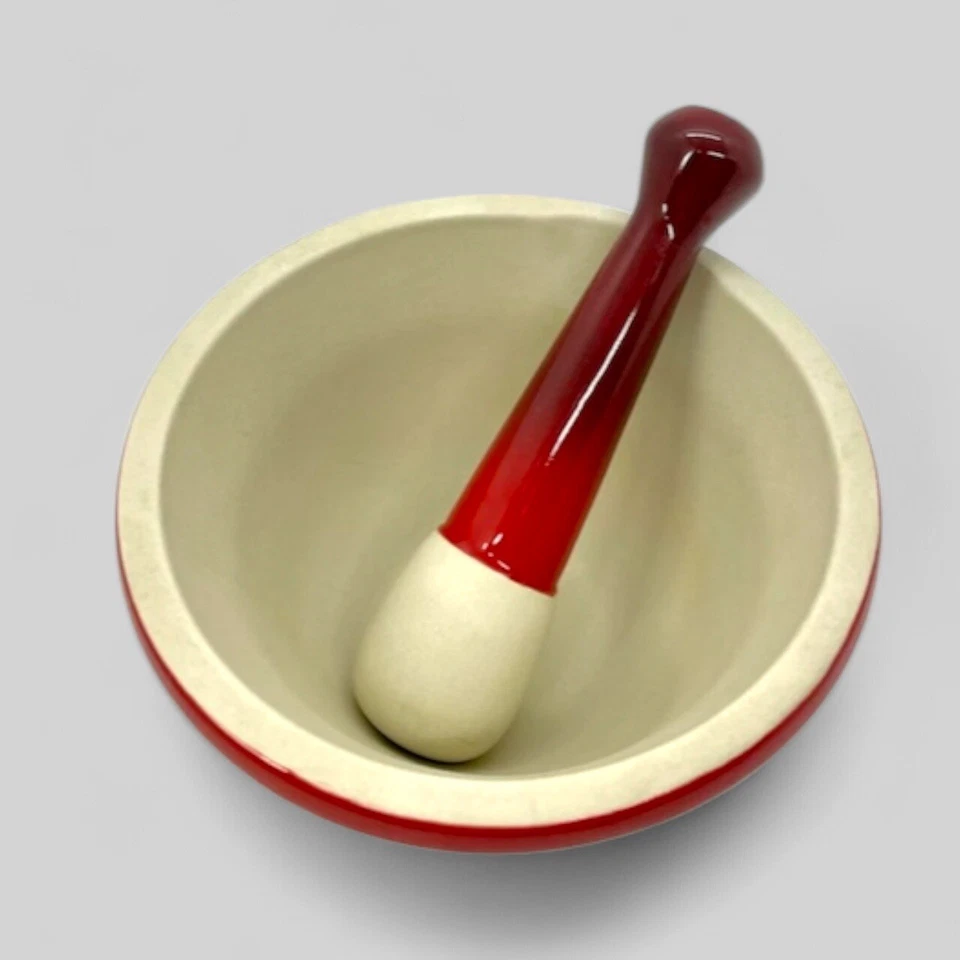 Juego de 2 piezas Le Creuset Mortero & Pestle Color Cerise 10 fl oz Foto 4 de 4